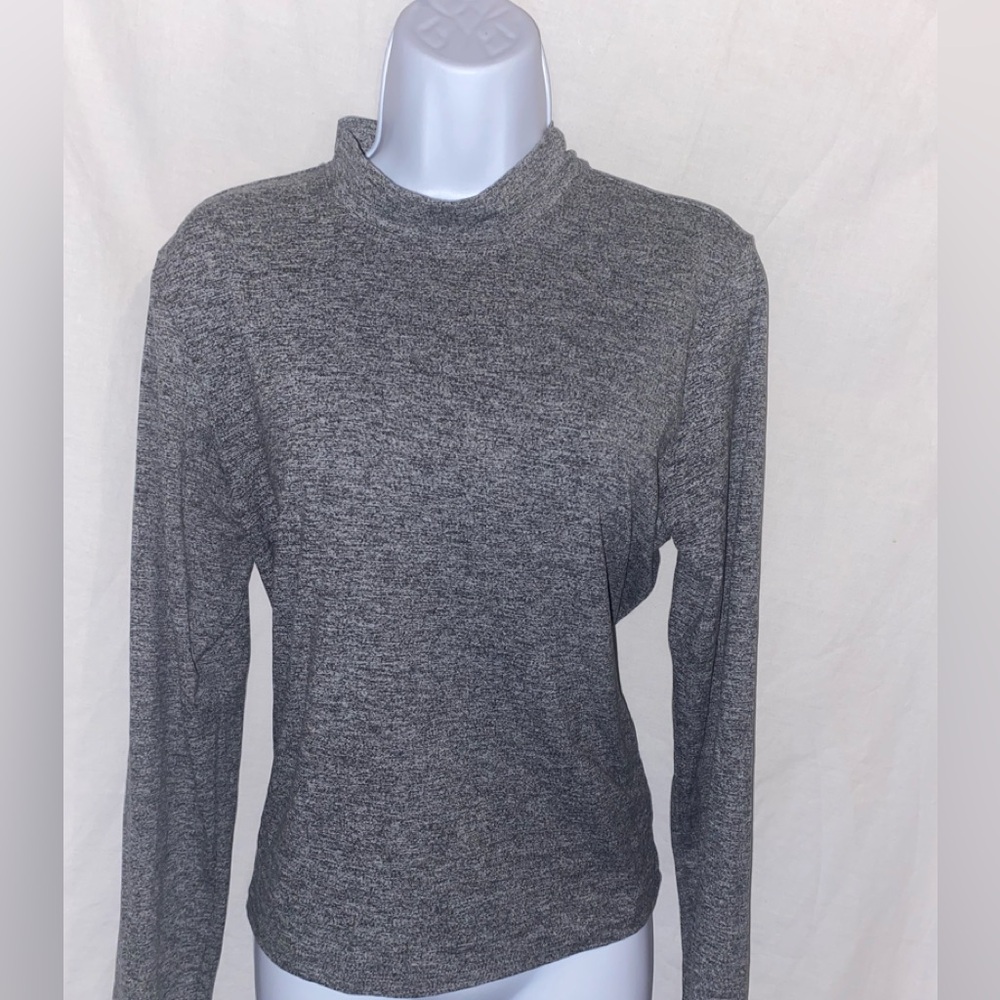 Girl’s size XL ZONHA soft mock turtleneck